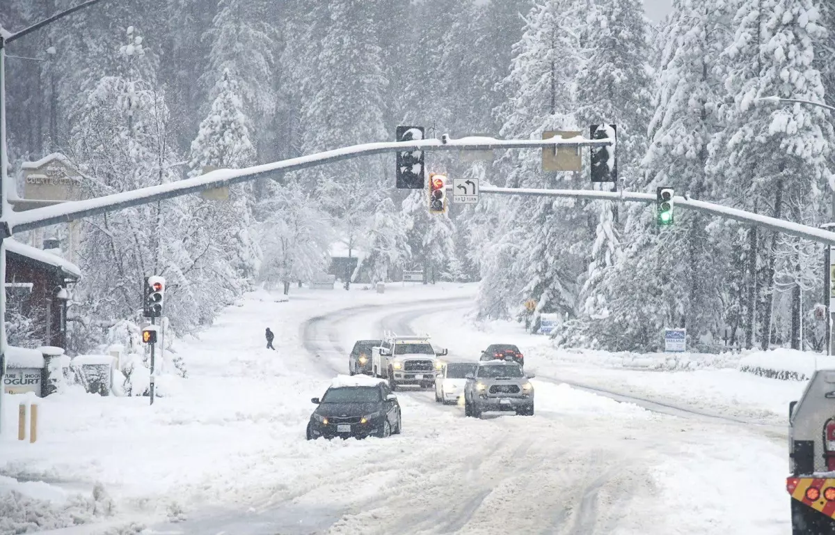 Attention : une tempête de neige rare menace la Californie, des risques importants pour la population